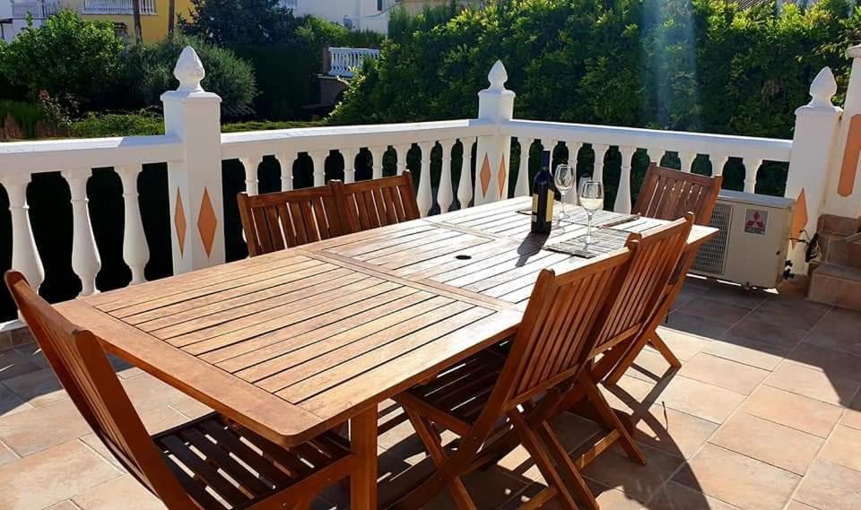לה זוביה Villa Albaida מראה חיצוני תמונה
